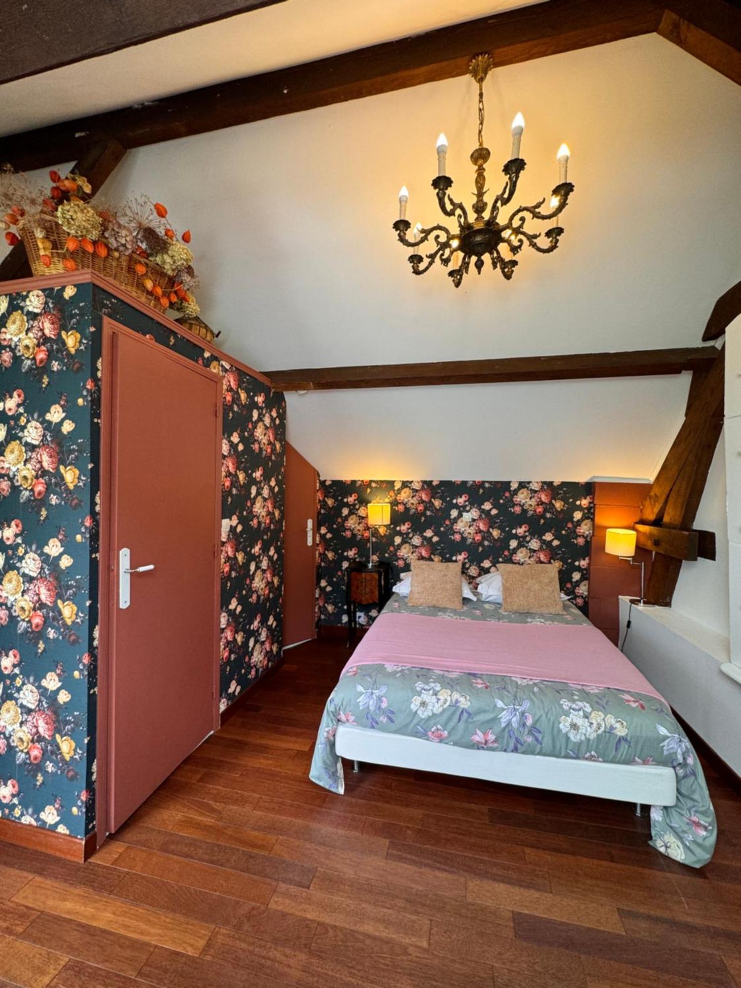 Hotel La Niche Richebourg  Zewnętrze zdjęcie