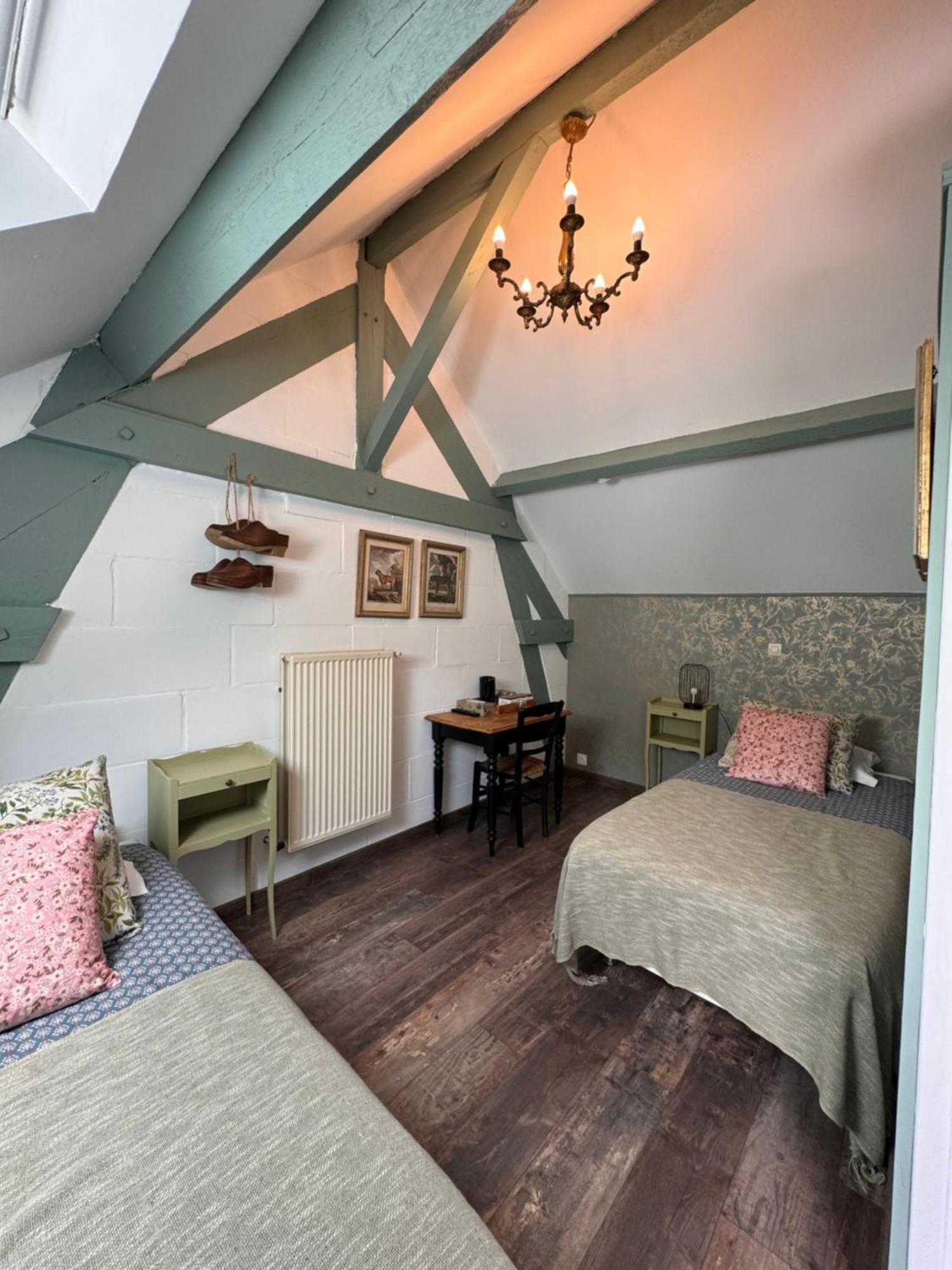 Hotel La Niche Richebourg  Zewnętrze zdjęcie